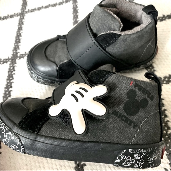 Zara unisex Mickey Mouse sneakers - Picture 2 of 8